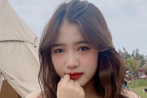 Lại Anh Vui - Cô gái trẻ hút triệu like trên TikTok nhờ content về gia đình
