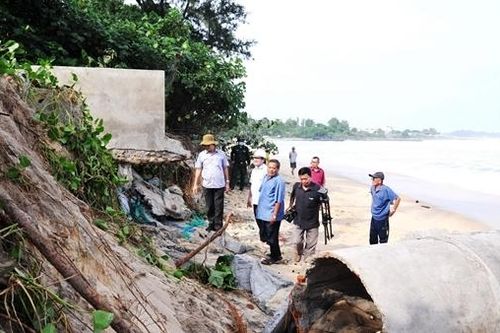 Triều cường xâm thực gây thiệt hại nhiều vùng ven biển Tuy An