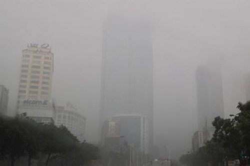 Bão số 7 đang ở giai đoạn mạnh nhất, không khí lạnh đang tràn xuống gây mưa rét cho miền Bắc vào cuối tuần