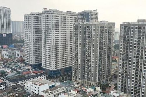 Căn hộ chung cư tăng giá, đất nền quay đầu giảm