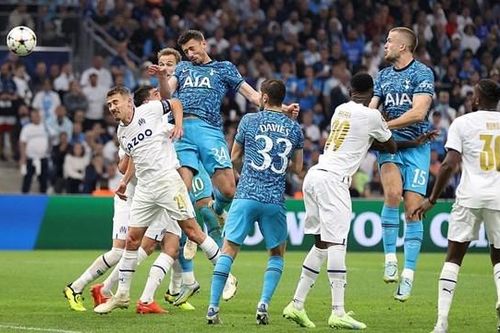 Tottenham, Frankfurt giành vé đi tiếp vô cùng nghẹt thở ở bảng D