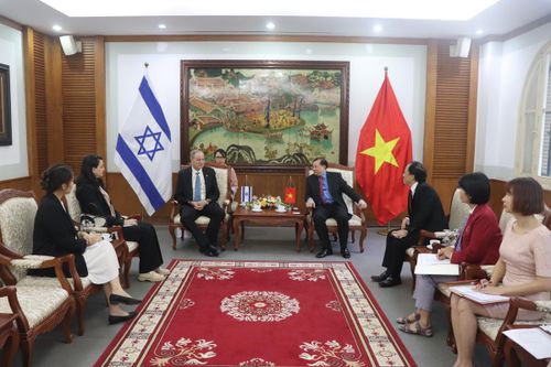 Tăng cường hoạt động giao lưu VHTTDL Việt Nam - Israel; Việt Nam – Hà Lan
