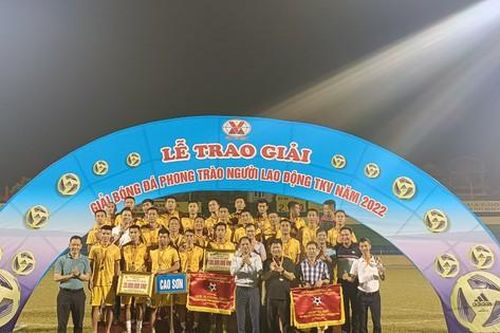 Giải bóng đá phong trào người lao động TKV năm 2022 thành công tốt đẹp