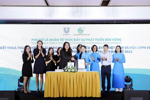 Một triệu phụ nữ Việt được trao quyền trong kinh doanh, giáo dục và sức khỏe