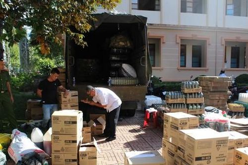 Triệt phá nhóm đối tượng sản xuất nhớt Castrol giả ở Đắk Nông