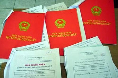 Khởi tố, bắt khẩn cấp các đối tượng 'đưa hối lộ' để làm hồ sơ đất đai ở Đắk Nông