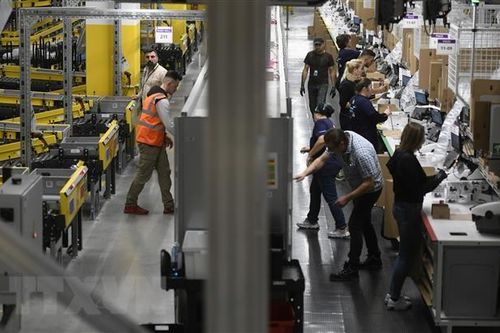 Tập đoàn công nghệ Amazon ra khỏi câu lạc bộ nghìn tỷ USD