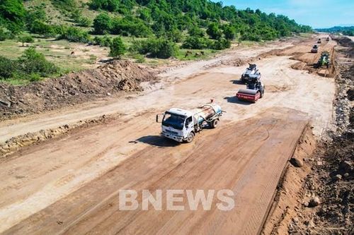 Cao tốc Bắc – Nam, đoạn Cam Lâm - Vĩnh Hảo có thể về đích trước 3 tháng