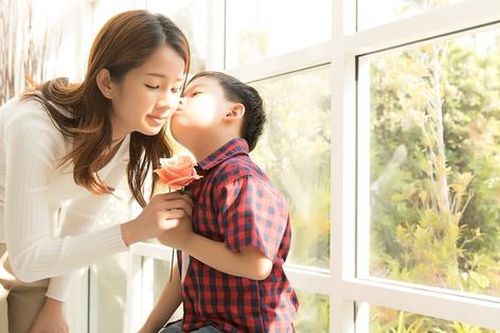 Bài văn của con khiến tôi muốn tái hợp với chồng cũ