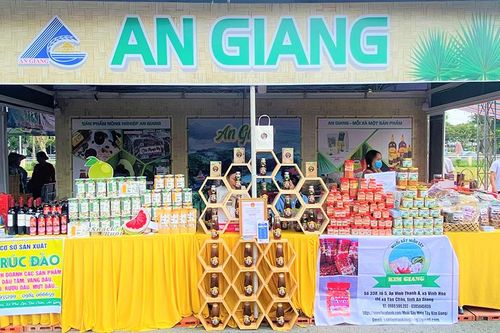 An Giang tham gia Hội chợ xúc tiến thương mại sản phẩm OCOP và đặc sản vùng miền – Sóc Trăng