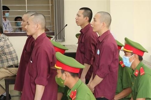 Các bị cáo trong vụ 'Tịnh thất Bồng lai' quanh co chối tội