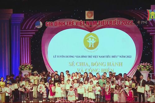 Tuyên dương 21 gia đình trẻ tiêu biểu