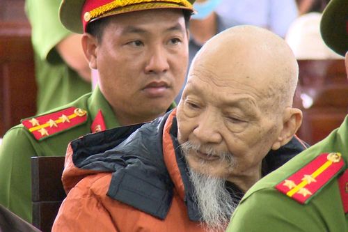 Xử phúc thẩm vụ án Tịnh thất Bồng Lai: 'Thầy ông nội' Lê Tùng Vân lại vắng mặt