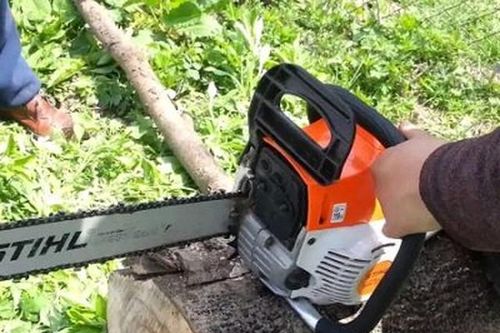 Người đàn ông ở Hà Tĩnh bị cưa xăng cắt vào mặt