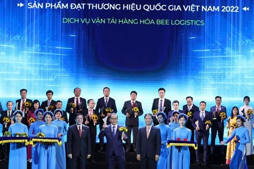 Bee Logistics- lần đầu tiên có sản phẩm đạt thương hiệu quốc gia