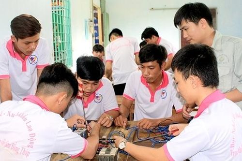 Cần thêm giải pháp nâng cao chất lượng lao động đồng bằng sông Cửu Long