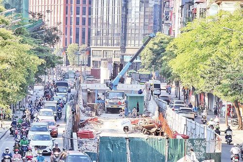 Dự án cầu vượt Chùa Bộc-Phạm Ngọc Thạch chậm tiến độ