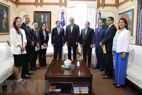 Đẩy mạnh hợp tác giữa Đảng Cộng sản Việt Nam với các chính đảng lớn ở CH Dominicana