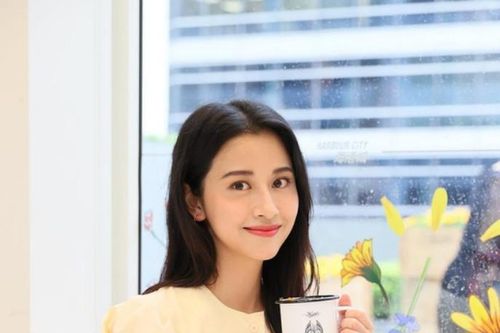 Diễn viên Trần Nhã Lệ bị tố giật chồng, đại gia bao nuôi