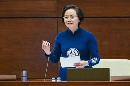 Chất vấn Bộ trưởng Bộ Nội vụ: Khi nào mức lương cơ sở có thể cao hơn mức lương tối thiểu vùng?