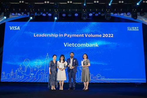 Vietcombank đươc vinh danh tại nhiều hạng mục giải thưởng quan trọng của Tổ chức thẻ Quốc tế Visa