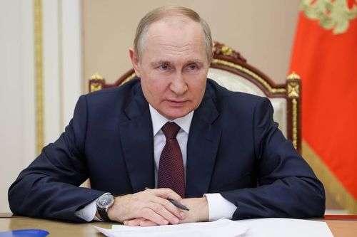Tổng thống Putin kêu gọi sơ tán người dân Kherson khỏi khu vực chiến sự