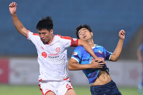 CLB Bình Định và Viettel níu chân nhau trong cuộc đua vô địch