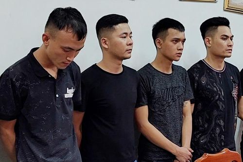 Tạm giam 7 thanh niên chém người