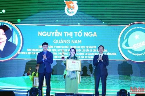 32 nhà nông trẻ xuất sắc giành Giải thưởng Lương Định Của lần thứ 17