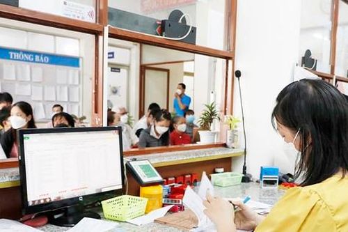 'Giữ chân' cán bộ, công chức, viên chức: Nâng cao chất lượng đội ngũ, cải cách chính sách tiền lương