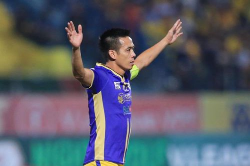 Văn Quyết không thể thi đấu cho Hà Nội FC đến hết V.League 2022