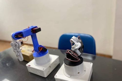 Robot cứu hỏa của học sinh Lào Cai đoạt huy chương Vàng quốc tế