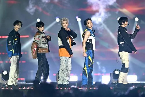 Indonesia: Một vụ giẫm đạp làm gián đoạn buổi biểu diễn K-Pop