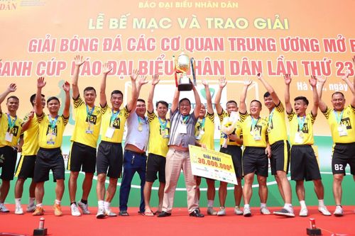 Cúp bóng đá báo Đại biểu nhân dân 2022 đã tìm được chủ nhân