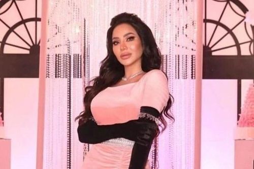 Nữ MC trong show về giới siêu giàu Dubai