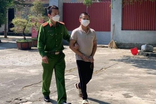 Lộ bí mật trong quán đấm lưng, tẩm quất