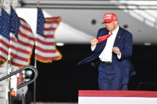 Yếu tố 'Trump' hiện hữu trong bầu cử giữa kỳ Mỹ sắp tới