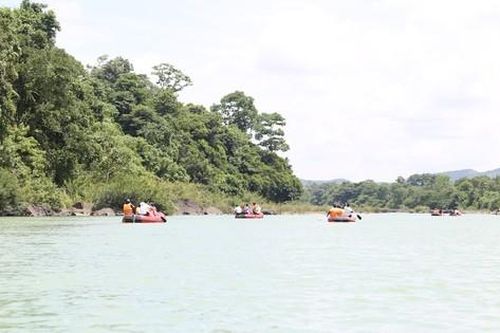 Tìm thấy thi thể tài xế lao xe ô tô xuống sông Sêrêpốk