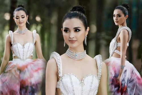 Miss Supranational 2013 hóa nàng thơ giữa rừng thông, diễn vedette khoe thần thái ma mị, cuốn hút