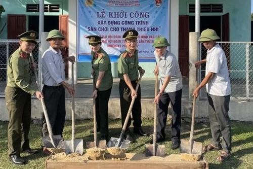Tuổi trẻ Công an tỉnh Quảng Bình tổ chức nhiều hoạt động hướng về cộng đồng