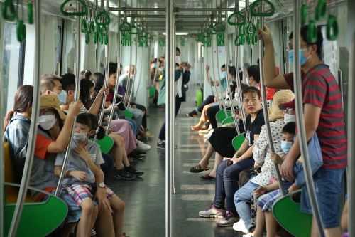 Khách đi tàu Cát Linh- Hà Đông sắp được thanh toán bằng QR code, mua hàng tiện ích tại ga