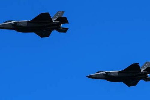 Washington Post: Chiến đấu cơ Mỹ 'thị uy sức mạnh' trước Iran