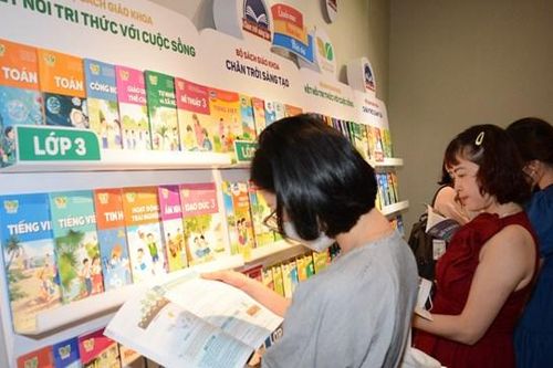 Mong giá trần sách giáo khoa không quá cao