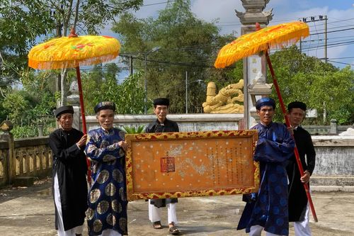 Đẩy mạnh số hóa tài liệu Hán - Nôm để lưu giữ 'báu vật' của cộng đồng