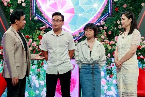 Lý do cô gái Hà Nội từ chối hẹn hò với chàng trai thích ôm mẹ khóc