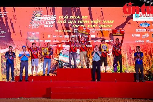 Kết thúc Giải đua xe ô tô địa hình Việt Nam PVOIL CUP 2022