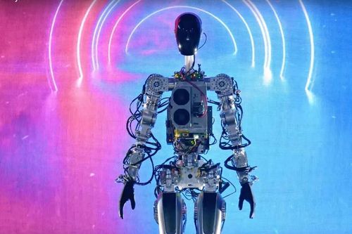 Robot hình người có thể tạo doanh thu 154 tỉ USD trong 15 năm tới