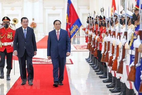 Lễ đón Thủ tướng Phạm Minh Chính thăm chính thức Vương quốc Campuchia