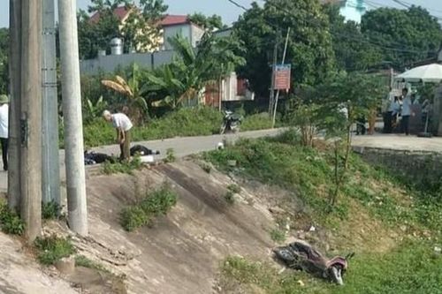 Gia đình 3 người tử nạn dưới bánh xe tải