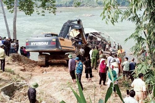 Tuyên Quang: Tìm thấy thi thể nạn nhân mất tích do lật đò trên sông Lô